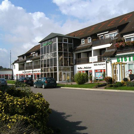 Zur Linde Hotel Ostrau  Bagian luar foto